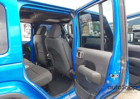 2024 Jeep Wrangler 4-Door Sahara 4X4 z USA, uszkodzony, nr VIN 1C4PJXEG0RW344058